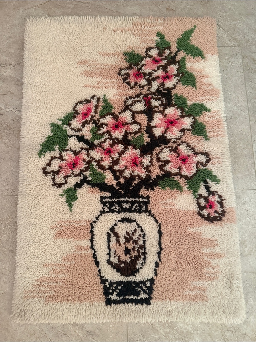 Vintage Floral Vase Latch Hook Rug Wall Hanging